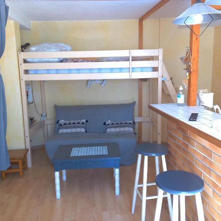 Appartement Котеретс Екстер'єр фото